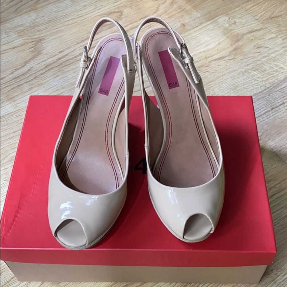 Women's Patent Leather Slingback Wedge Pumps